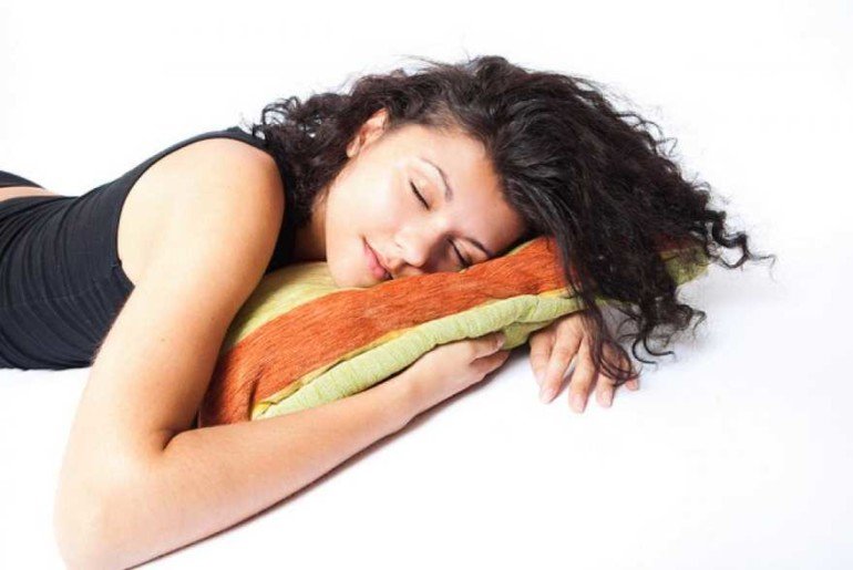 Меньше стресса, больше сна: как отдыхать правильно, чтобы похудеть